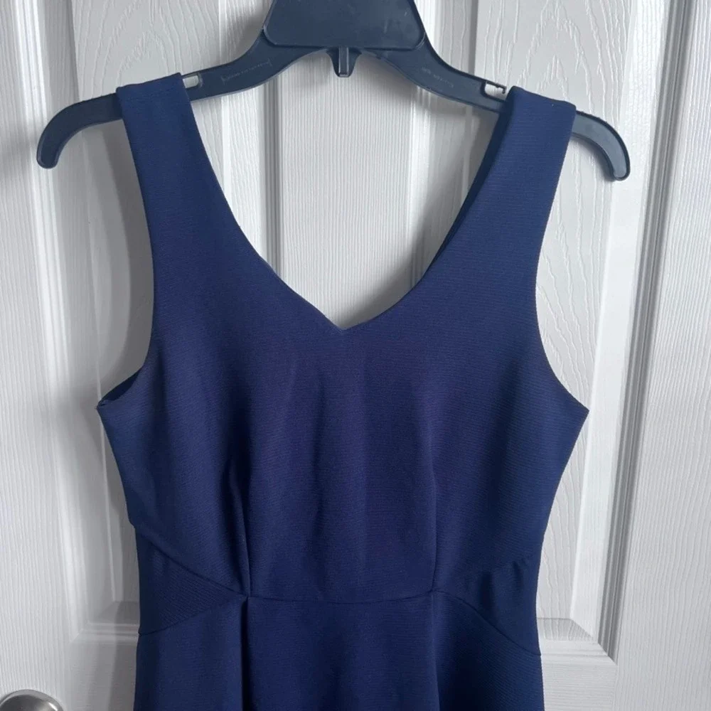 Monteau Los Angeles‎ Navy Blue Ribbed V-Neck Skater Dress Sleeveless Medium